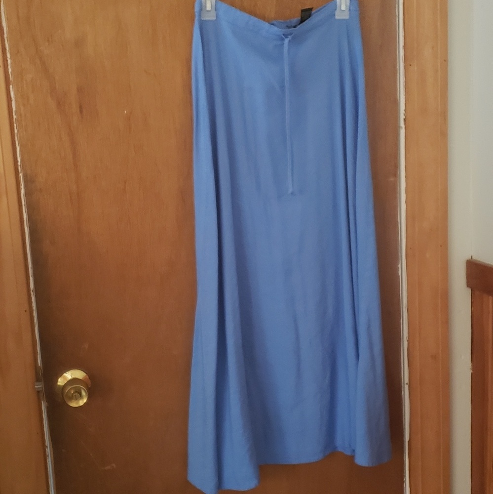 Long Skirt really moves cotton and rayon